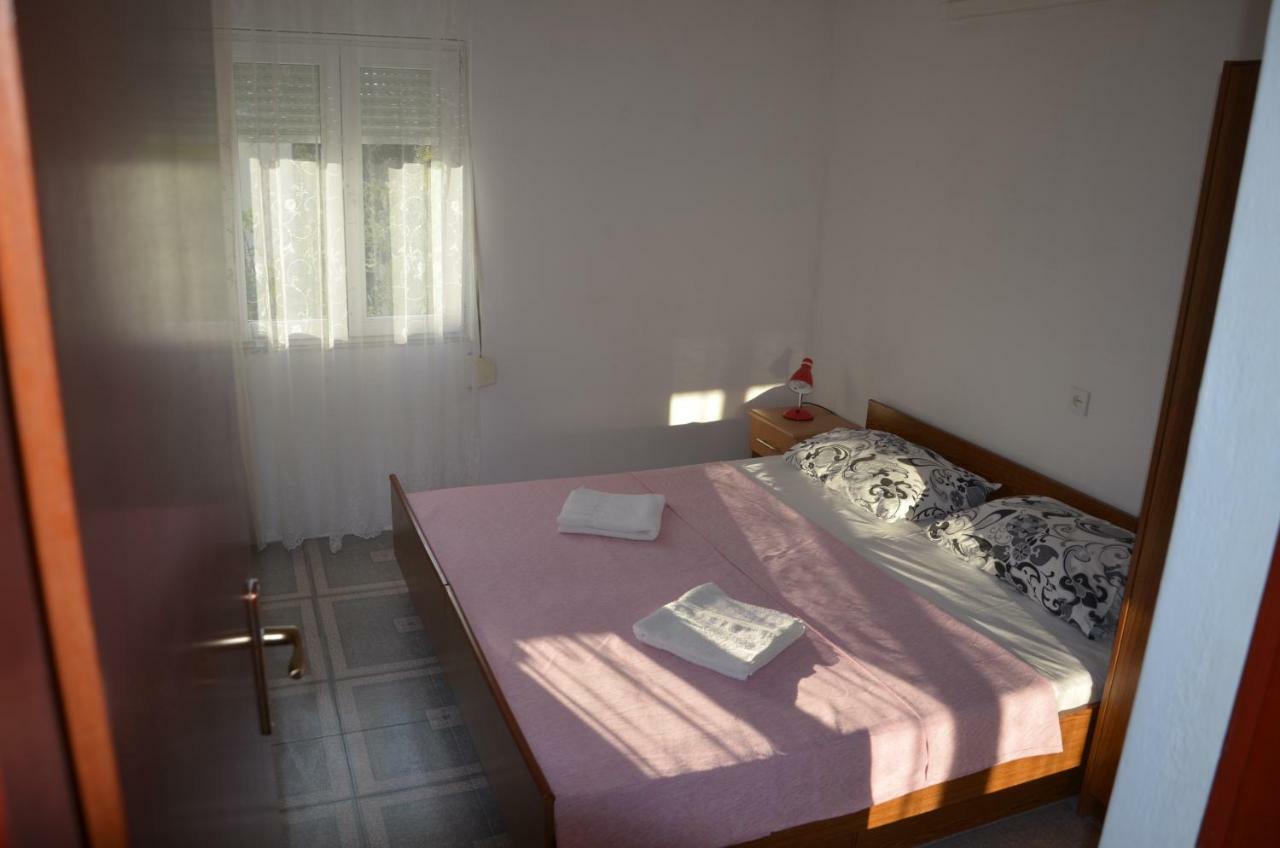 Apartment Jure Traù Esterno foto